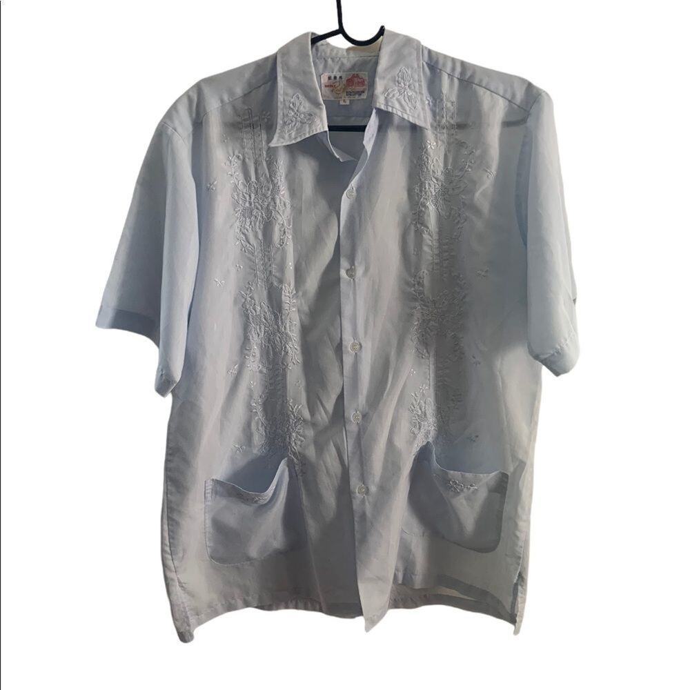 Vintage guayabera 70s80s shirt. Guayabera wedding shirt embroidered pastel blue